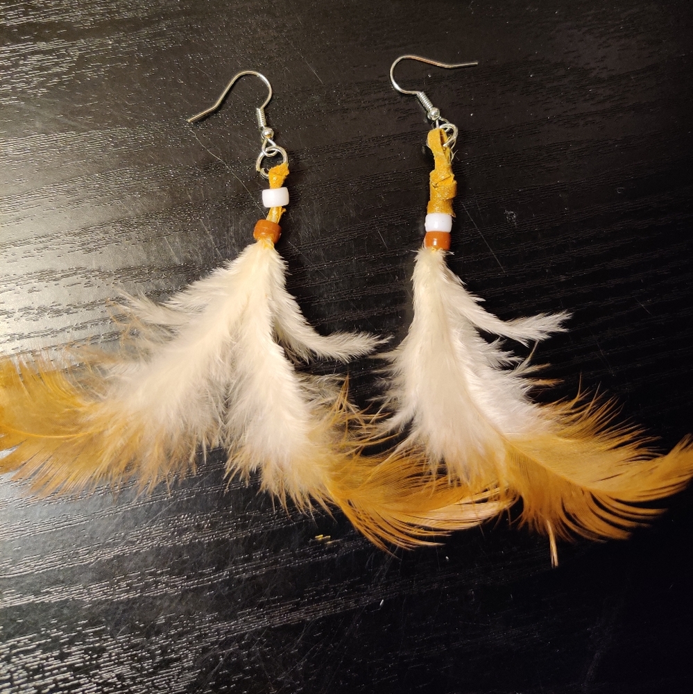 NEW Feather Ombre Dangle Boho Drop Earrings Beaded Charm